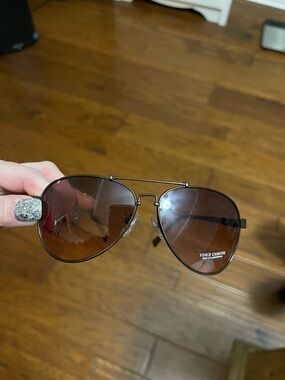 Vince Camuto Brown Tinted Aviator Sunglasses new